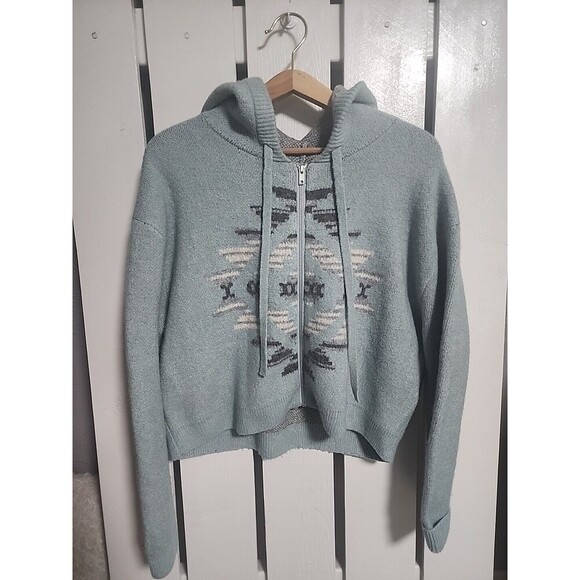 Ariat Agave Garden Plush Knit Cropped Sweater in Artic Blue Small Southwestern - Picture 1 of 10